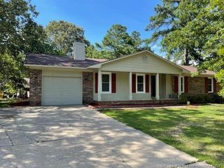 7098 Calamar Drive, Fayetteville, NC 28314