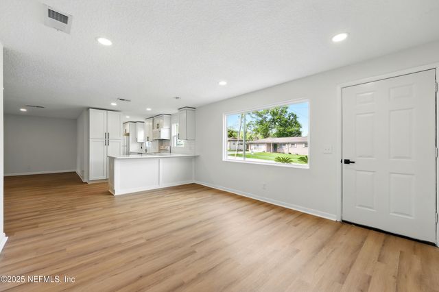419 CAPRICORN Lane, Orange Park, FL 32073