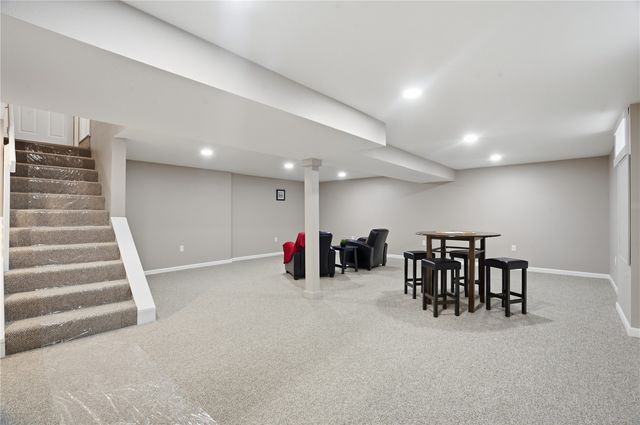 420 30th Street SE, Cedar Rapids, IA 52403