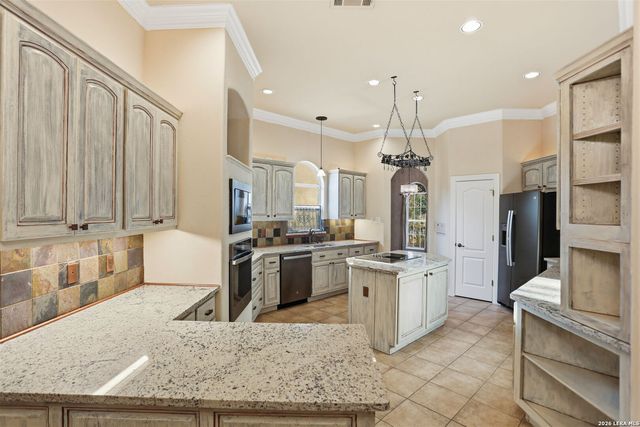 8218 plum valley, San Antonio, TX 78255