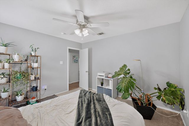 1012 Hidden View Court, Burleson, TX 76028