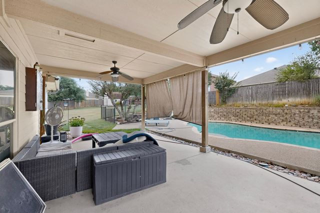 1012 Hidden View Court, Burleson, TX 76028