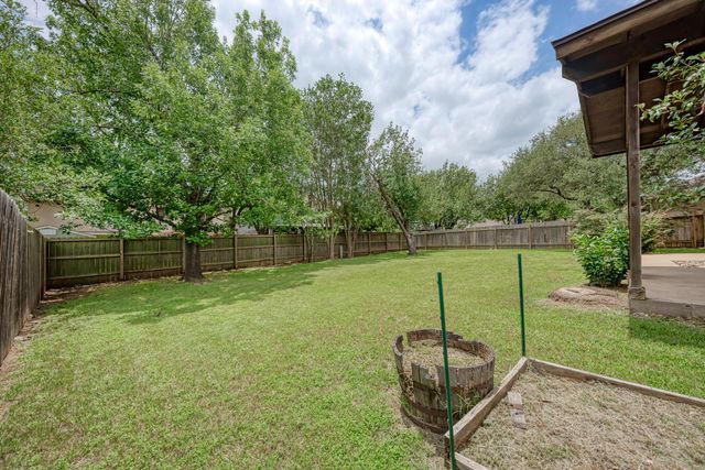 10701 Pinkney LN, Austin, TX 78739