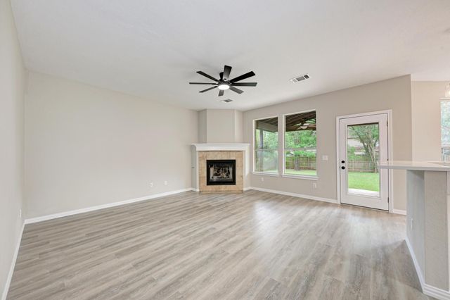 10701 Pinkney LN, Austin, TX 78739