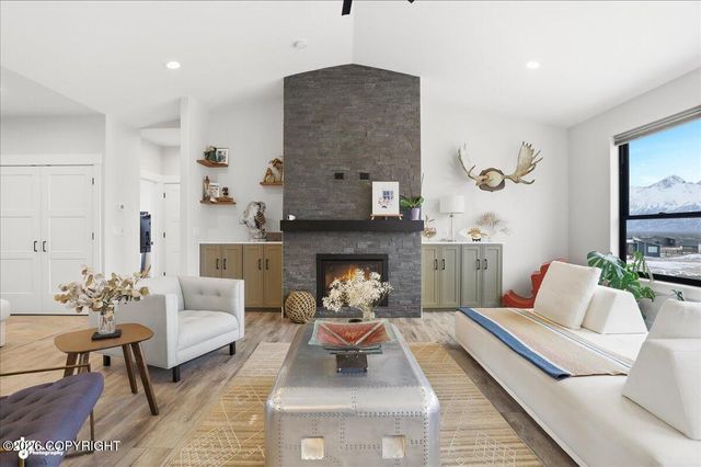 6644 E Gateway Drive, Wasilla, AK 99654