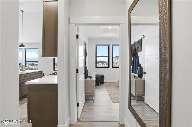 6644 E Gateway Drive, Wasilla, AK 99654