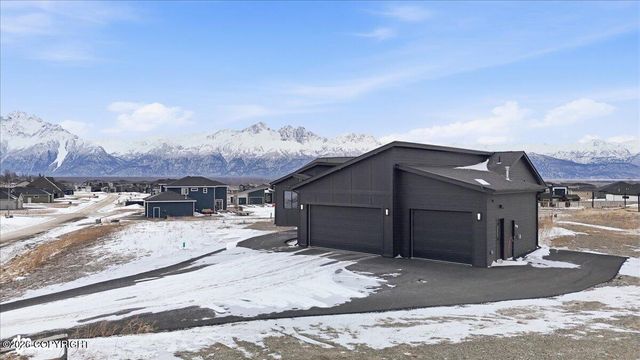 6644 E Gateway Drive, Wasilla, AK 99654