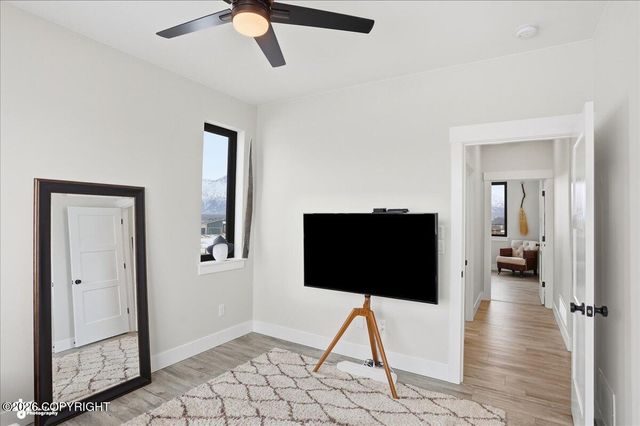 6644 E Gateway Drive, Wasilla, AK 99654