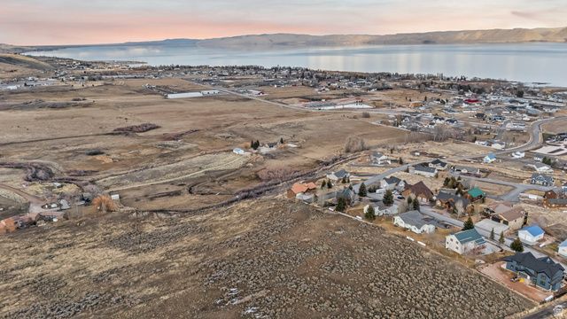 495 W BUTTERCUP LN, Garden City, UT 84028