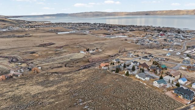 495 W BUTTERCUP LN, Garden City, UT 84028