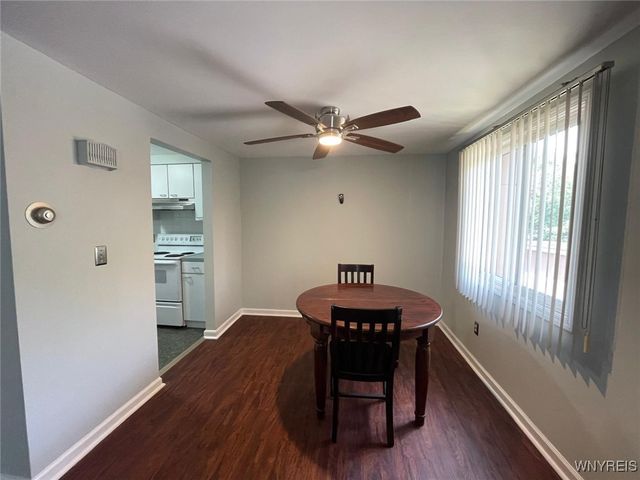 110 Charter Oaks Drive 3, Amherst, NY 14228