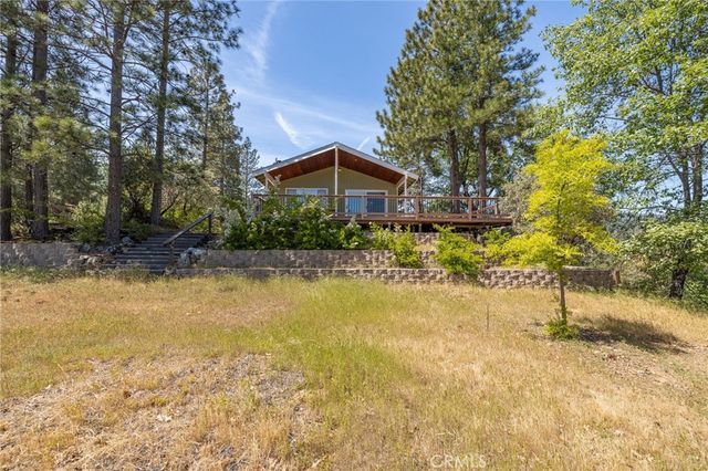 54481 Pinchot Dr., North Fork, CA 93643