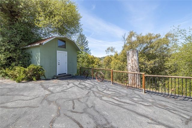 54481 Pinchot Dr., North Fork, CA 93643