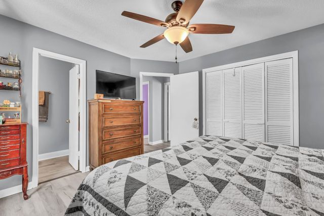 2421 Pendleton Dr, Clarksville, TN 37042