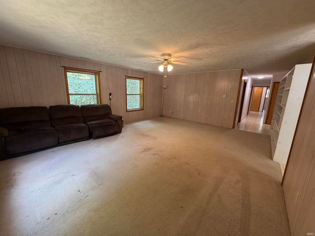 7675 Ault Road, Freedom, IN 47431
