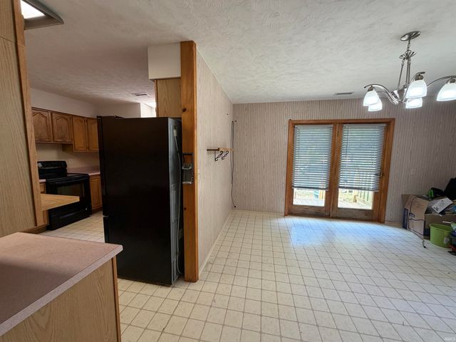 7675 Ault Road, Freedom, IN 47431