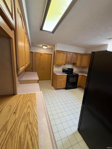 7675 Ault Road, Freedom, IN 47431