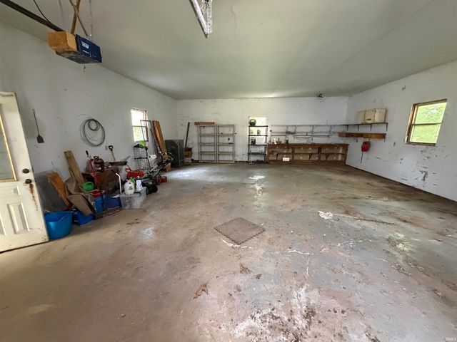 7675 Ault Road, Freedom, IN 47431