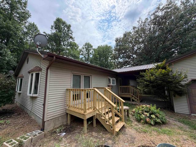 7675 Ault Road, Freedom, IN 47431
