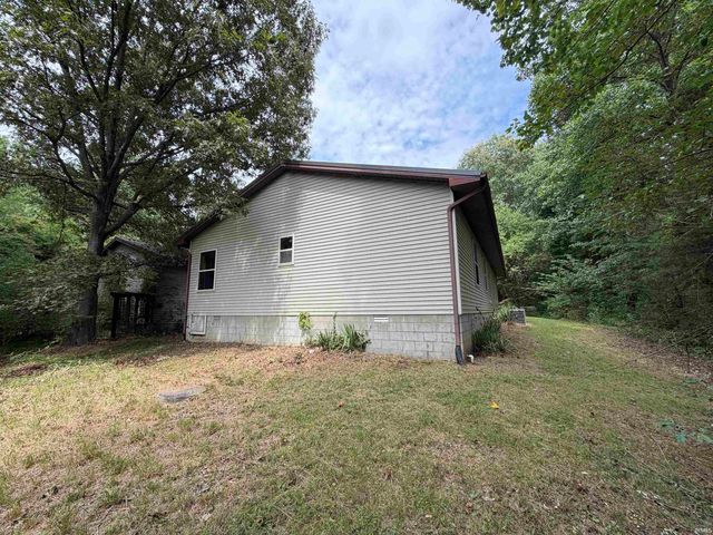 7675 Ault Road, Freedom, IN 47431
