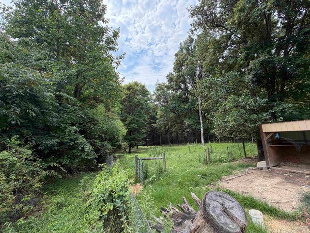 7675 Ault Road, Freedom, IN 47431