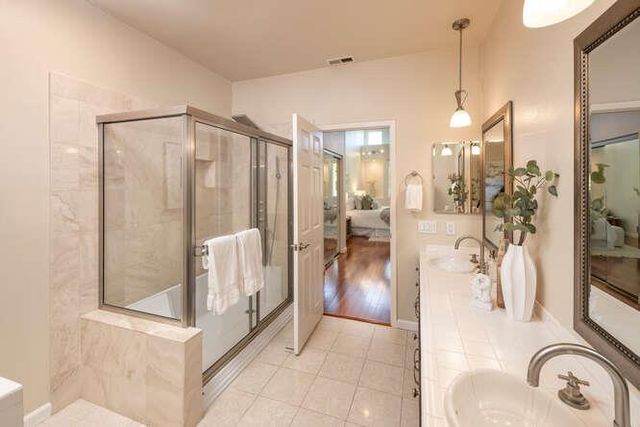 808 Lakeshore Drive, Redwood Shores, CA 94065