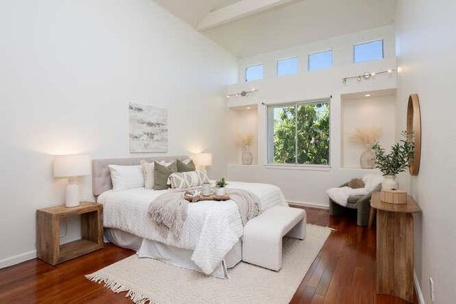 808 Lakeshore Drive, Redwood Shores, CA 94065
