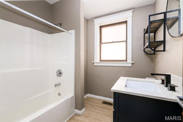 5321 Michigan Avenue, St Louis, MO 63111