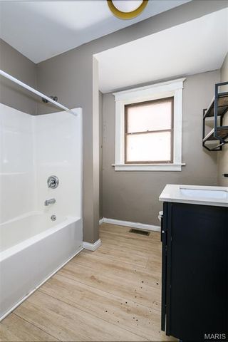 5321 Michigan Avenue, St Louis, MO 63111