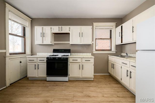 5321 Michigan Avenue, St Louis, MO 63111