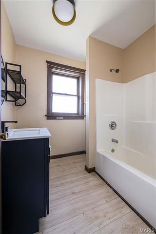 5321 Michigan Avenue, St Louis, MO 63111