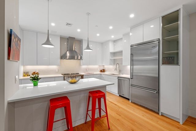 950 Massachusetts Avenue CB3, Cambridge, MA 02139