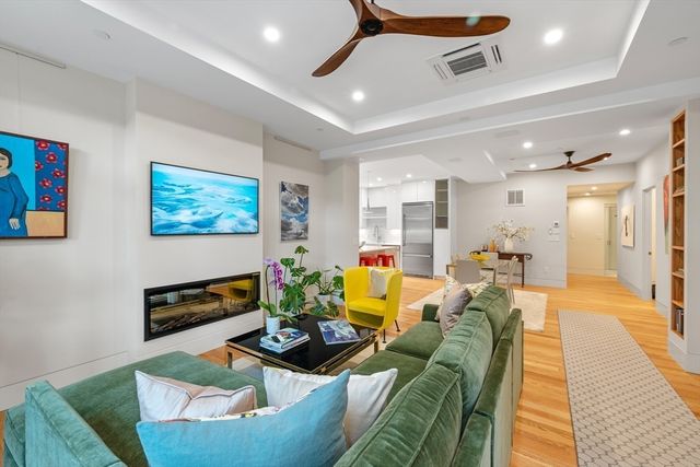 950 Massachusetts Avenue CB3, Cambridge, MA 02139