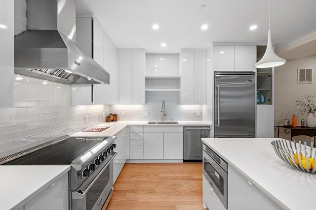 950 Massachusetts Avenue CB3, Cambridge, MA 02139