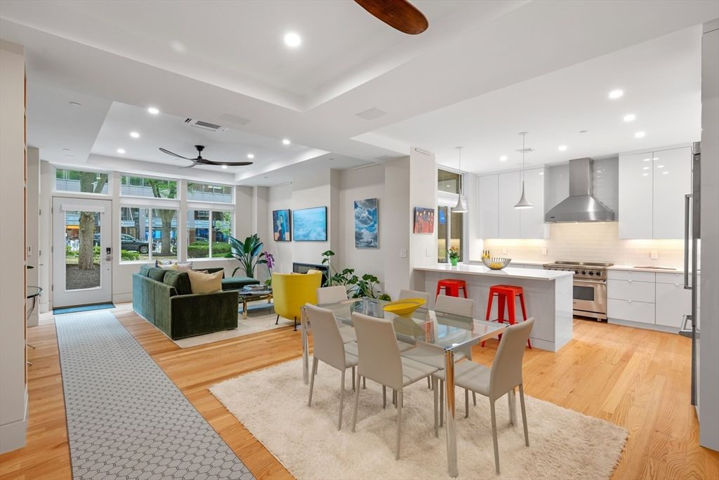 950 Massachusetts Avenue CB3, Cambridge, MA 02139