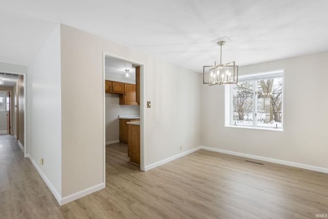 2909 Hilltop Drive, South Bend, IN 46614