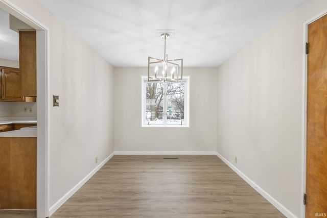 2909 Hilltop Drive, South Bend, IN 46614