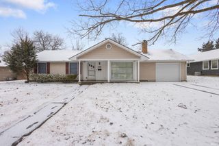 2909 Hilltop Drive, South Bend, IN 46614