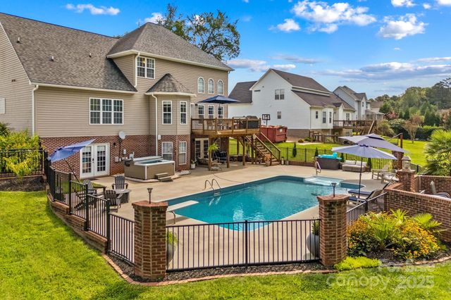 415 Autumnlight Drive, Salisbury, NC 28147