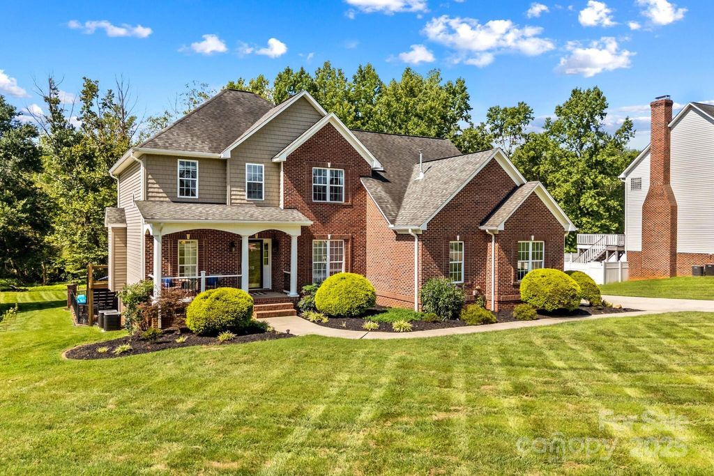 415 Autumnlight Drive, Salisbury, NC 28147