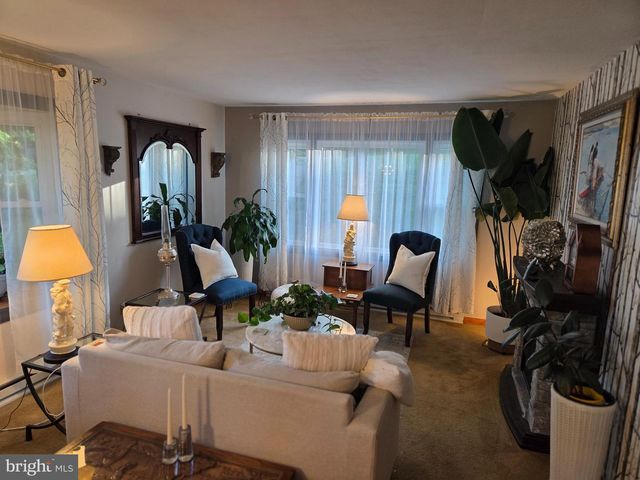 1521 AMALFI DR, Westminster, MD 21157