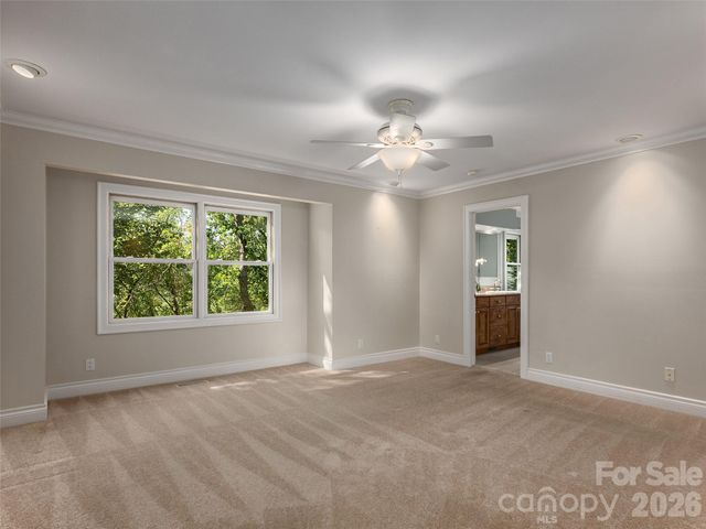 177 Skyview Circle, Asheville, NC 28804