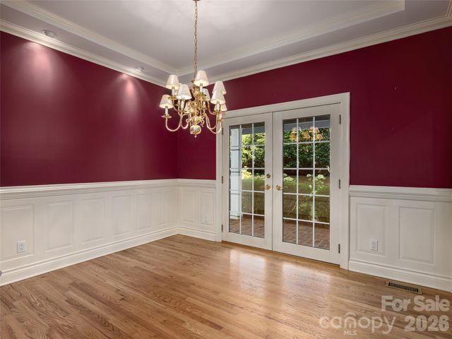 177 Skyview Circle, Asheville, NC 28804