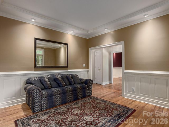 177 Skyview Circle, Asheville, NC 28804