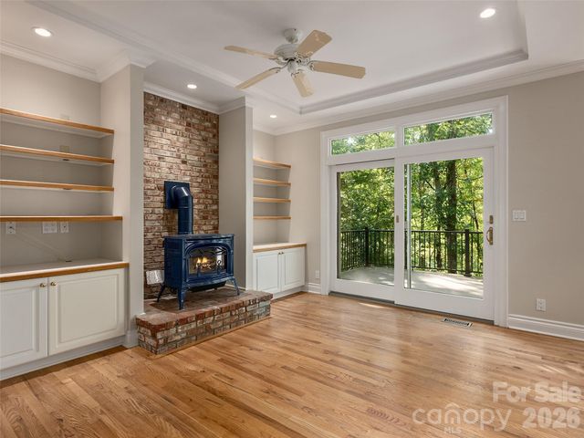 177 Skyview Circle, Asheville, NC 28804