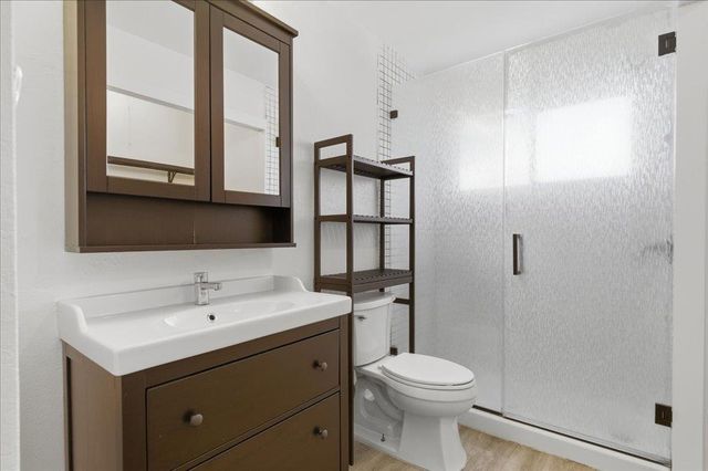 1015 E Yager LN 18, Austin, TX 78753