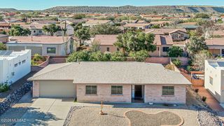 814 W Belltower Drive, Green Valley, AZ 85614