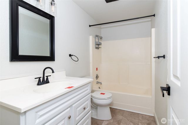 3857 Creek View Court SE, Port Orchard, WA 98366