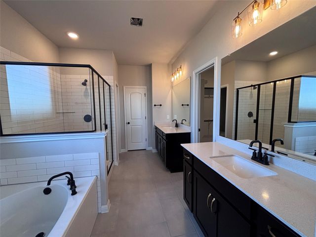 140 Coleto TRL, Bastrop, TX 78602