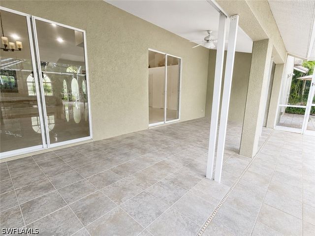 119 Plantation CIR, Naples, FL 34104
